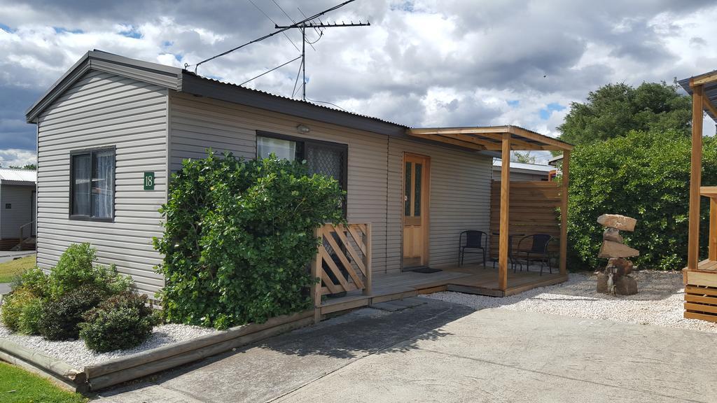 Hobart Cabins & Cottages Goodwood ภายนอก รูปภาพ
