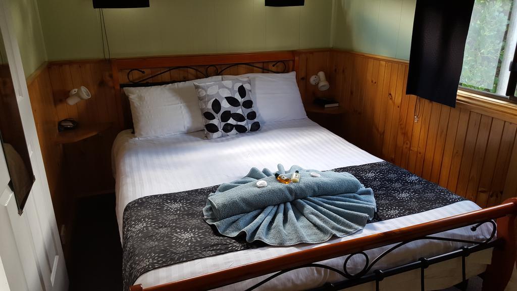 Hobart Cabins & Cottages Goodwood ภายนอก รูปภาพ