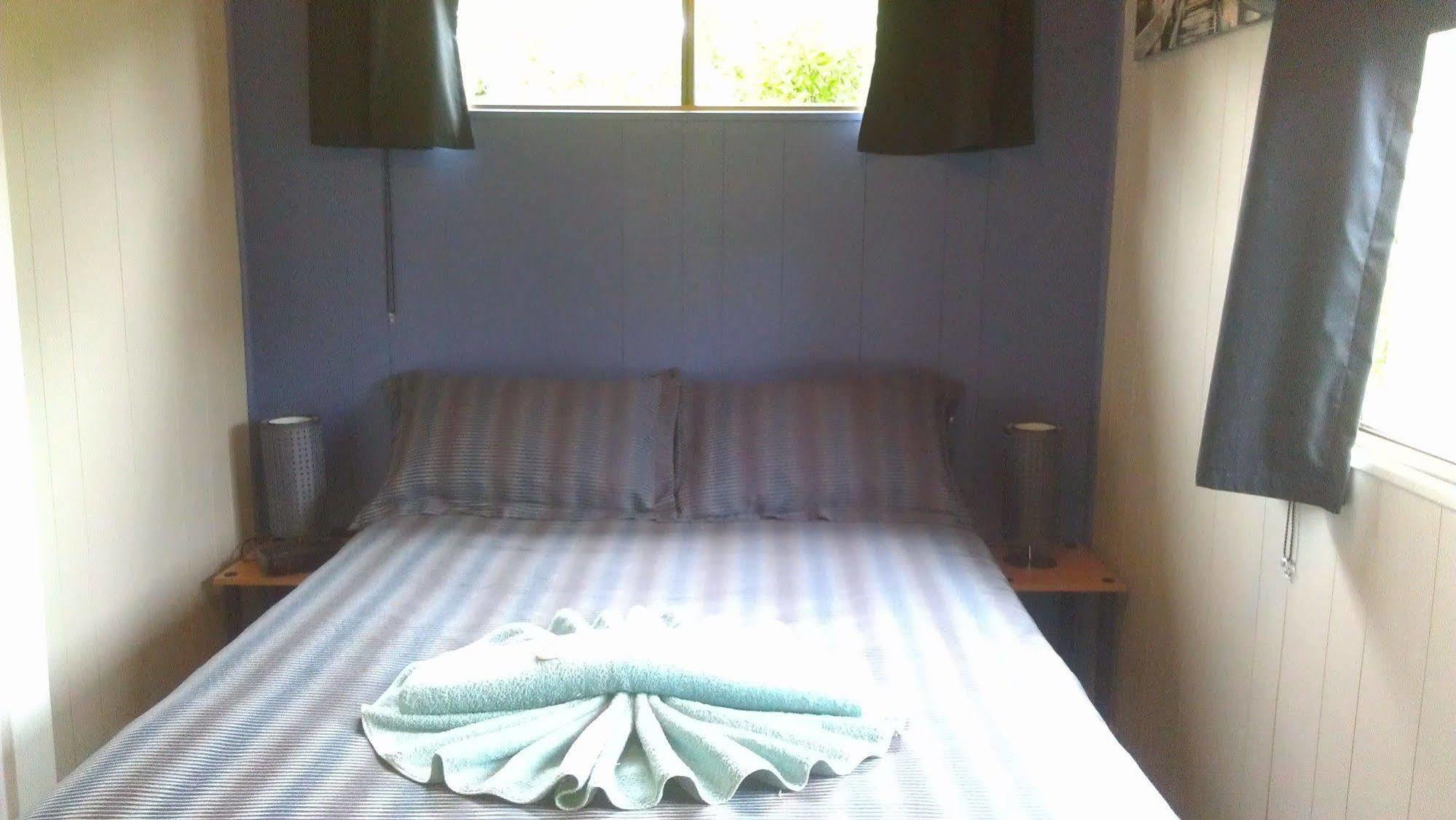 Hobart Cabins & Cottages Goodwood ภายนอก รูปภาพ